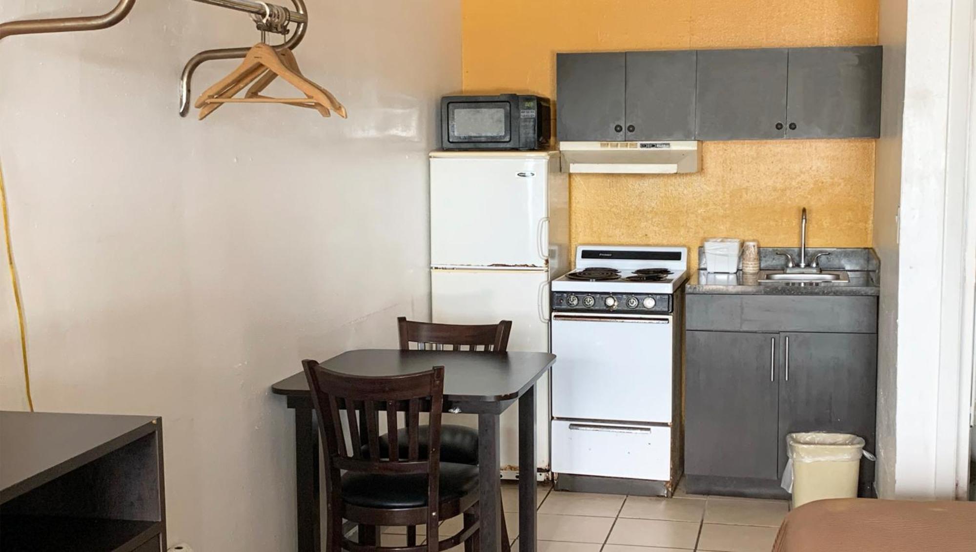 Magnuson Hotel Bradenton Ngoại thất bức ảnh