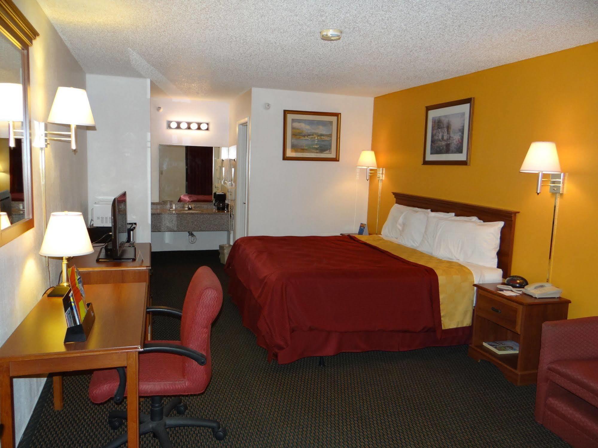 Magnuson Hotel Bradenton Ngoại thất bức ảnh