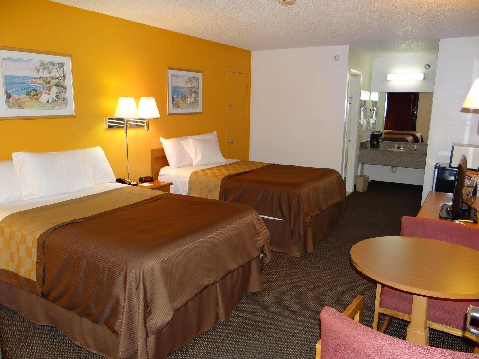 Magnuson Hotel Bradenton Ngoại thất bức ảnh
