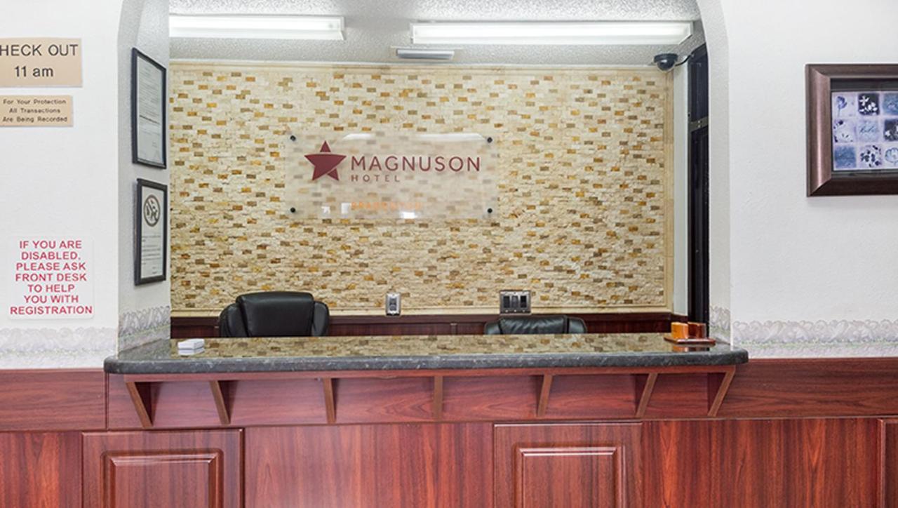 Magnuson Hotel Bradenton Ngoại thất bức ảnh